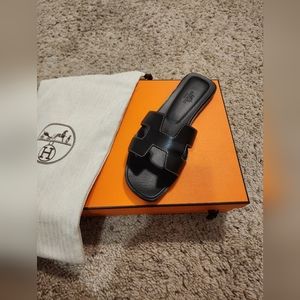 Hermes black Oran Sandal